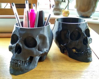 Skull Desk Organizer | Skull Bowl, Home Decor, Mens Gift, Birthday Gift, Pencil Holder, Pen Holder, Brush Holder, Office Gift, Skull Decor