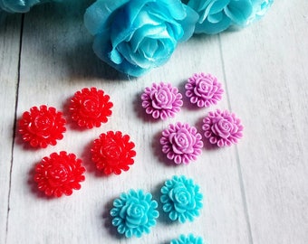 Set of 12 resin flower appliques