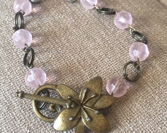 Bronzetone and Pink Bead Bracelet