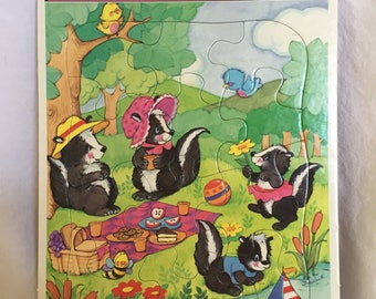 Frame Tray 12 piece Puzzle! Picknickers!