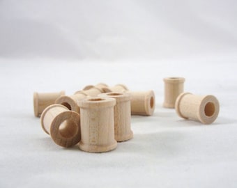 Little wooden spools 5/8 inch, small wooden spool, mini spools, unfinished wooden spool, set of 12