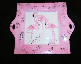 Small tray hand painted porcelain pink: pink flamingos.