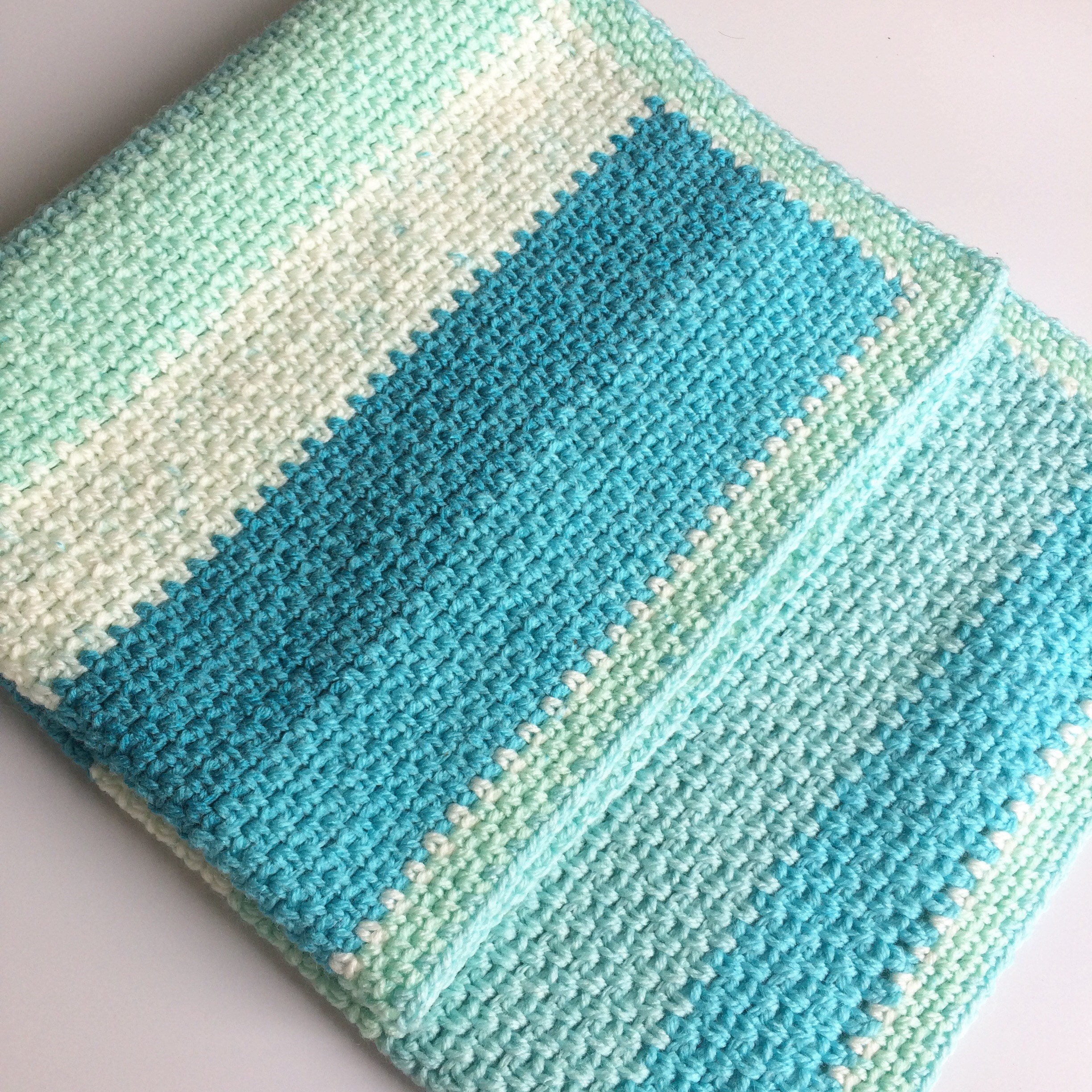 Blue ombre crochet baby blanket moss stitch stroller