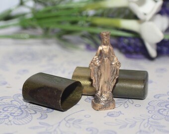 Beautiful Miniature Trench Art WW1 French Virgin Mary Icon and Box