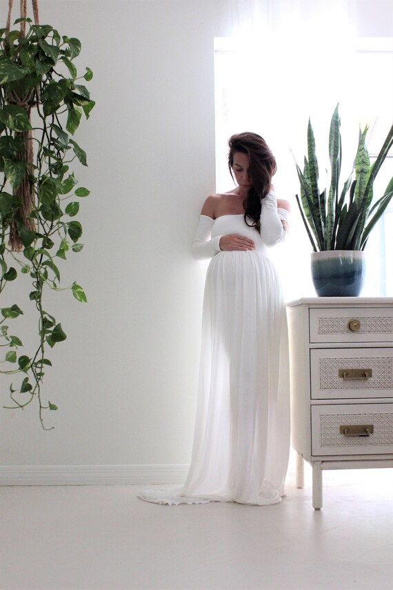 maternity gown with sleeves