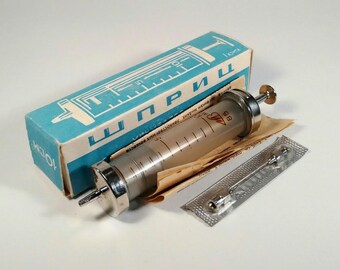 Vintage Soviet glass Syringe 10 ml in the box + 2 needles - Medical supplies