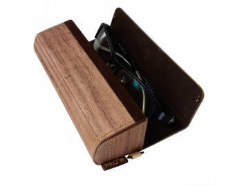 Naturally Crafted Wood Glasses Case (Walnut)