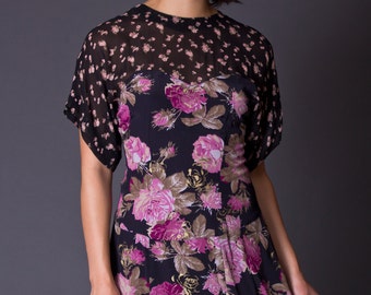 SALE 50% OFF 90s Vintage Sweetheart Mini Dress in Floral Print