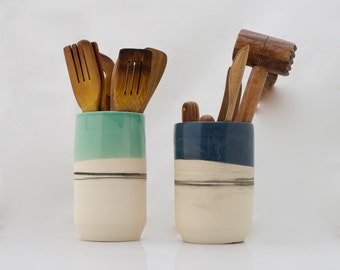 Kitchen utensil holder, housewarming gift, large utensil crock, handmade pottery, cooking gifts, kitchen decor, valentines day