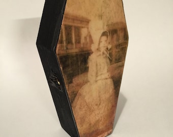 ghostly girl coffin box