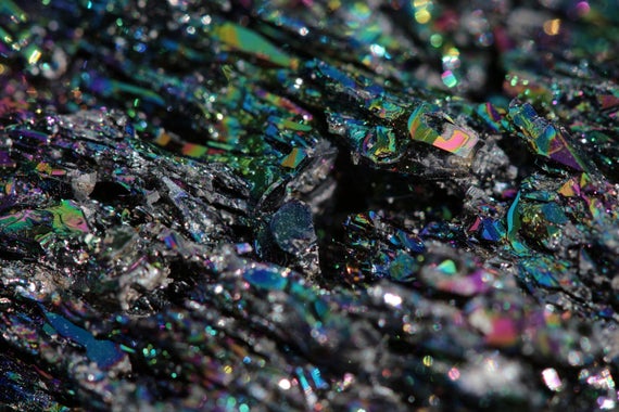 Carborundum Chunk 3.8 oz, Medium Carborundum, Rainbow Crystal, Silicon Carbide, Black Crystal Chunk, Master Healer, Large Rainbow Crystal