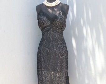 RARE Vintage 50s Slip, Van Raalte Black Lace Wiggle Slip w/Metal side zipper size 36, Exquisite