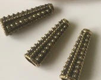 2 aged 3 cm gold metal cone bead caps
