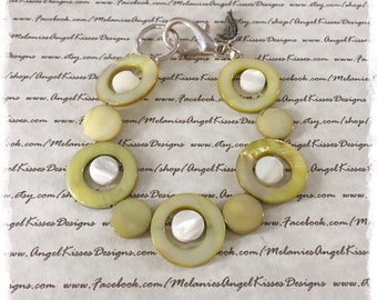 Summer Shell Bracelet- Olive