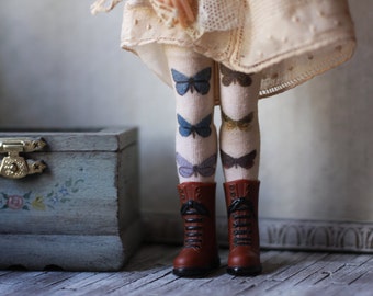 Papillon Blythe Doll Socks