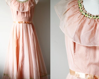 1960s peach swiss dot dress // 1960s boho dress // vintage dress