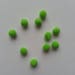 lot de 10 petits pompons de couleur vert 8mm