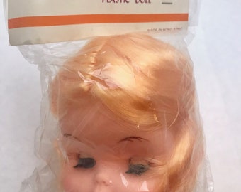VINTAGE Zim's Doll Head, Blinking Eyes, Plastic Doll Head, Doll Head, Synthetic Apricot Blonde Hair, Girl Doll Head, Doll Crafts, Doll Parts