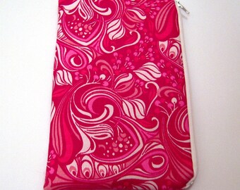 Pink Paisley Zippered Pouch