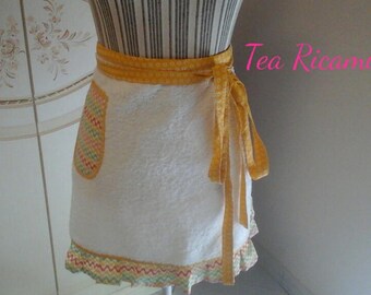 Half white Terry apron with fantasy in yellow
