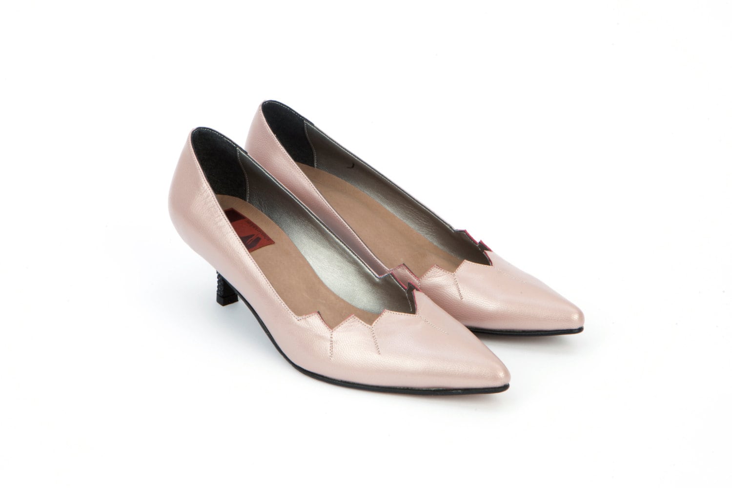 womens leather shoes grace kelly light blush pink pumps low size 11 kitten heels