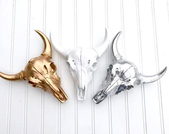 Small Faux Cow Skull - Longhorn Skull - Animal Skull - Animal Decor - Taxidermy - Bull Skull - Rustic Decor - Man Cave