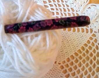 Size H Susan Bates crochet hook