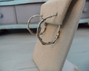 Vintage Silver Hoop Earrings Small Hoop Earrings Wire Wrapped Modern Hoop Earrings Silver Small Hoops Hipster Earrings Everyday Jewelry