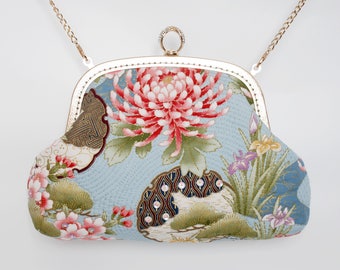 8.25‘’ Ring Kiss Lock, Clutch Bag – Springtime Dreamscape