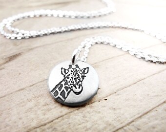 Giraffe Necklace, Giraffe Jewelry, Giraffe Pendant, Animal Necklace, Dainty Necklace, Everyday Necklace, Giraffe charm, Birthday Gift,