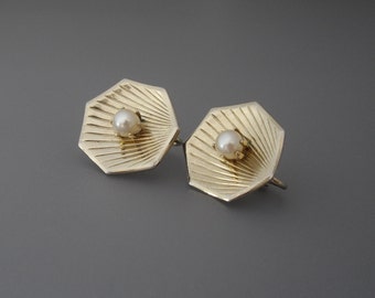 Genuine Pearl Earrings, Gold Pearl Earrings, Gold Earrings, Real Pearl Earrings, Preppy Earrings, Nautical Earrings