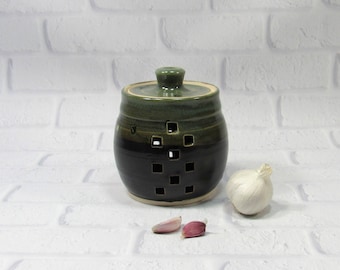 Garlic Jar - Ceramic Garlic Jar - Pottery Jar - Garlic Keeper - Kitchen Organization - Kitchen Canister - Storage Jar - Candy or Trinket Jar