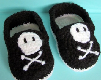 Crochet Pirate Baby Booties, baby boy, baby gift, crochet baby shoes, pirate baby shower, crochet baby booties, pirate baby, baby shoes boy