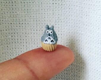 Miniature Dollhouse Totoro and Friends Cupcake in 1:12 scale one inch bjd doll food prop