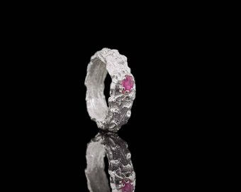 VIBRANT RUBY TWIG | Sterling Silver ring