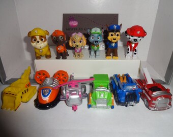 Mister A Gift Nick Jr Paw Patrol set of 12 plastic Cake Toppers