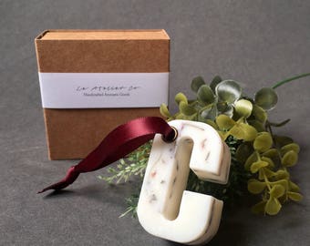 Scented Free Standing Letters, Soy Wax Decorative Letters with Dried Flowers, Air Fresheners, Letter Home Decor, Personalized Gift, Favors