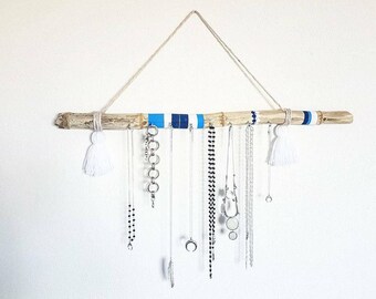 Jewelry holder / belt / Keychain in bamboo