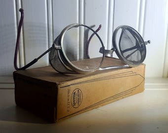 Vintage Willson Industrial Safety Goggles with Box Steampunk