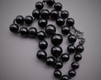 Victorian Graduated Polished Round Whitby Jet Mourning Necklace