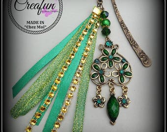 Green baroque style bookmark