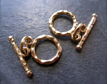 2 Little Simple Mini Hammered Toggle Clasp - affordable - Bronze - 9mm