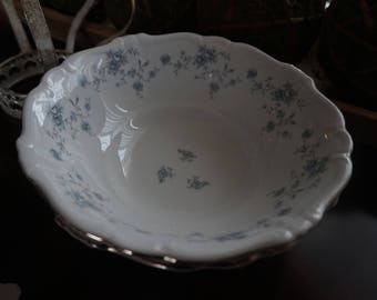 Vintage, Johann Haviland Bavaria Germany Blue Garland Serving Bowl