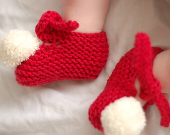 Knitted baby girl christmas shoes, knitted baby boy christmas shoes, Christmas Baby shoes, Baby Christmas shoes, baby christmas gift