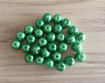 Glass beads round green x 30