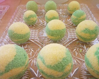 ULTRA-FIZZY Scented Bath Bombs