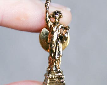 Gold Plated Statue of Liberty Lapel Pin