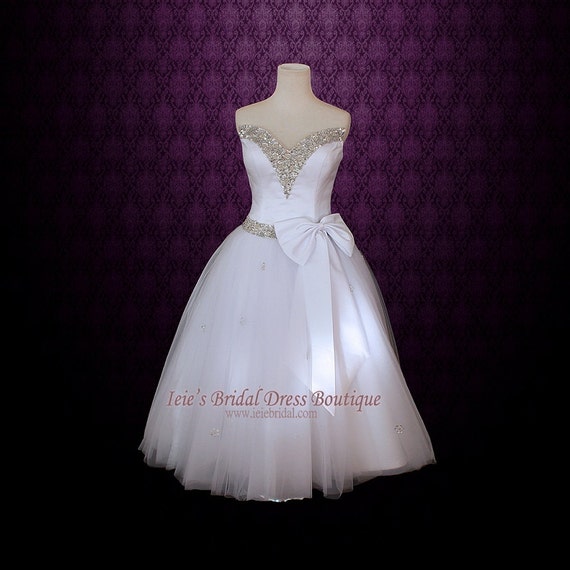 Strapless Retro 50s Ballerina Wedding Dress with Jeweled V