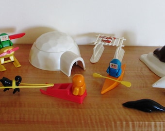 Creative Playthings Eskimo People N Places Playset
