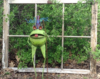Metal Frog Yard Art / Whimsy Frog Statue w/Welcome Sign / Outdoor Garden Patio Decor / Housewarming / Gift for Mom